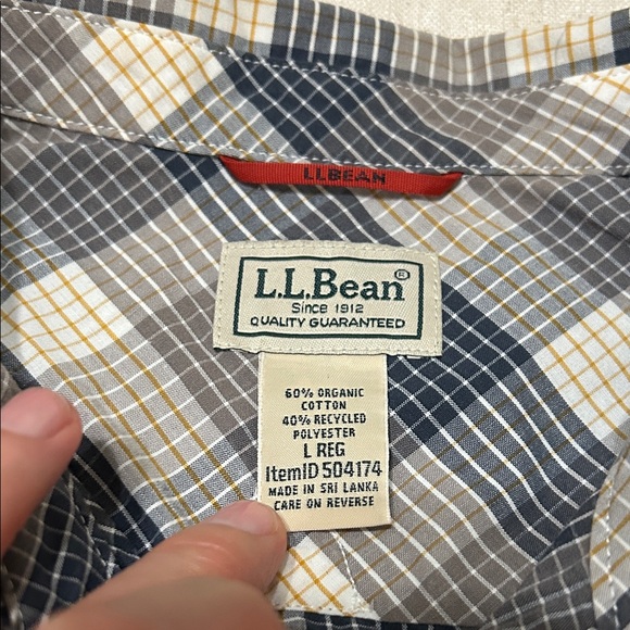 L.L. Bean Shirt Men’s L Navy/White Plaid Casual Button Down Comfort Stretch - Picture 2 of 14